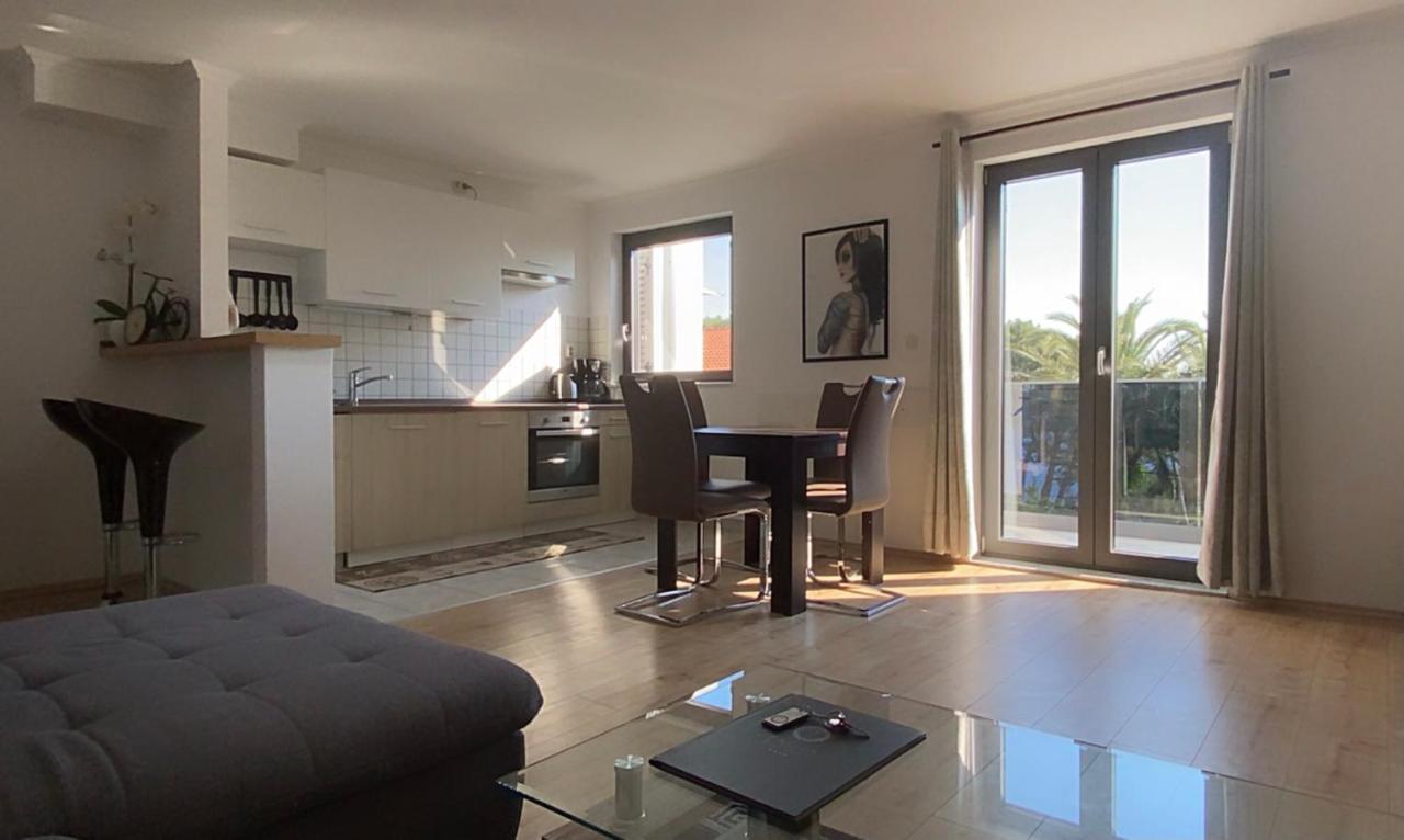 Apartments Tasha Mali Losinj Exterior photo