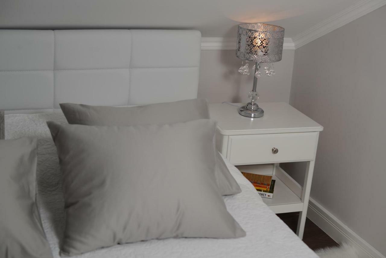 Apartments Tasha Mali Losinj Exterior photo